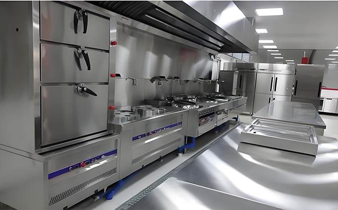 商用炒菜機的日常清潔與保養:保持設備高效運行的關鍵