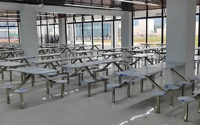 商用爐灶的選型建議：適應(yīng)不同餐飲需求