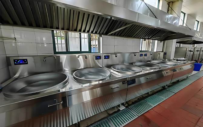 高校食堂廚具采購指南：實用、耐用、安全三者缺一不可